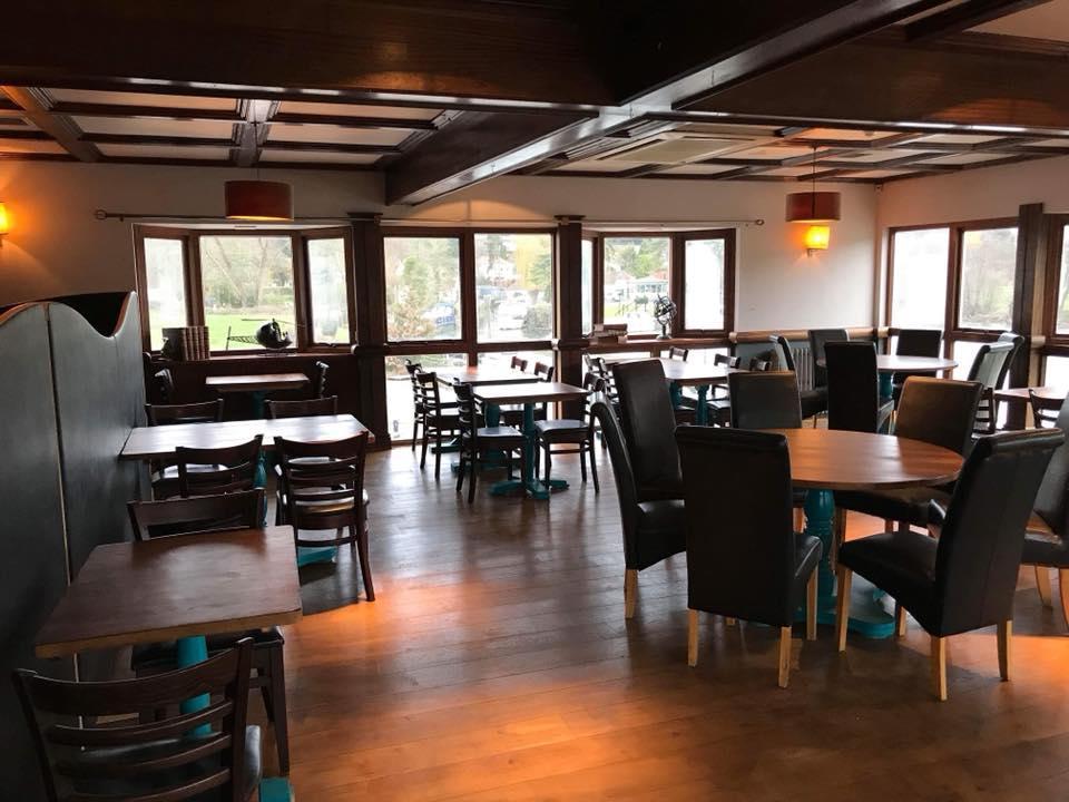 The Riverside Inn Saltford Ngoại thất bức ảnh