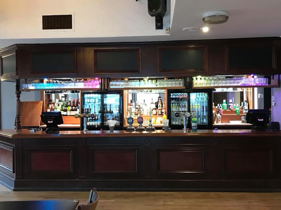 The Riverside Inn Saltford Ngoại thất bức ảnh